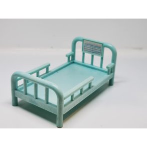 Sylvanian  hospitals seng (brugt)