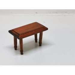 Lille bord i tr (brugt)