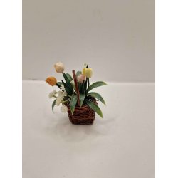 Kurv med blomster (delvist hndlavet)