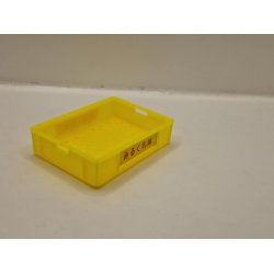 Kasse i plastik i forskellige farver (ny) ml 7,7 cm, brede 6 cm