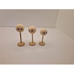 Hatte holder med ansigt (hndlavet)