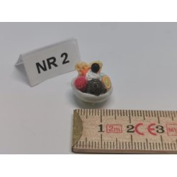 Skl med is, frugt og vafler