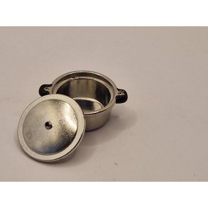  Gryde i metal  2,3 (brugt/som ny)