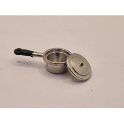 Lille gryde i metal   1,6 (brugt/som ny)