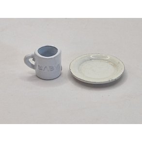 Baby kop og tallerken i metal (brugte)