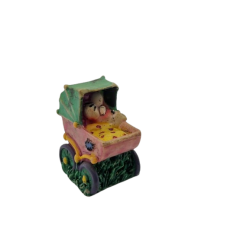 Diddl dukkevogn i resin (brugt)