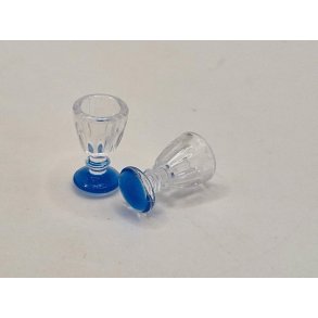 2 glas med med bl fod i plastik (nye)