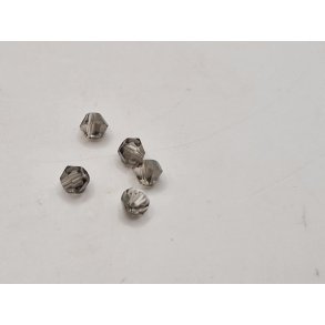 5 perler i plastik (0,4 cm)(nye)