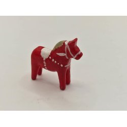 Rd Dalahest i plastik (brugt) 3 cm