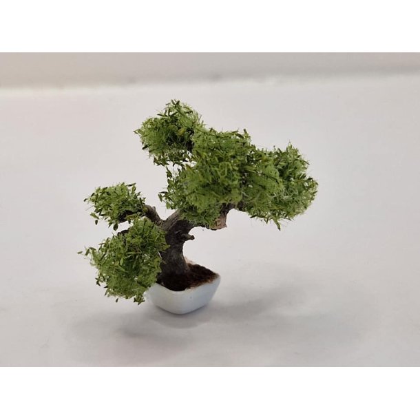 Kunstig bonsai tr� (h�ndlavet)