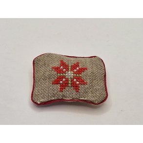  Jule pude (hnd broderet)