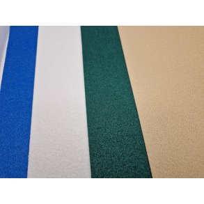 Vg til vg gulvtppe i flere farver. Selvklbende 49 x 33 cm (nyt)