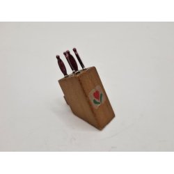 Knivblok med "knive" (ny)