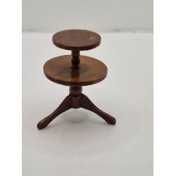 Piedestal i tr (gammel)