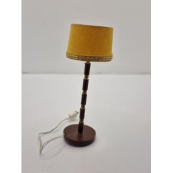 Gulv lampe med Lundby stik (brugt)