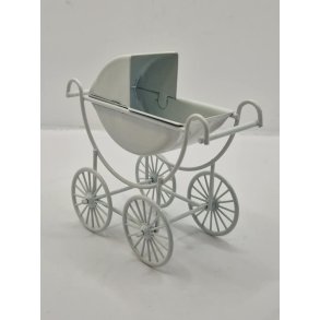 Barnevogn i metal (brugt)