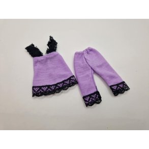 Lilla nattj med sort blonde