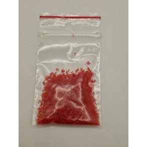 Pose med rdt strelse