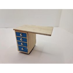 Kkken sidebord med skuffer. Lundby (brugt/malet)