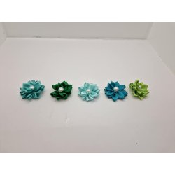 Rosette med perle (ny)  4 cm