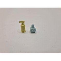 2 shampoo flasker i plastik (brugte)