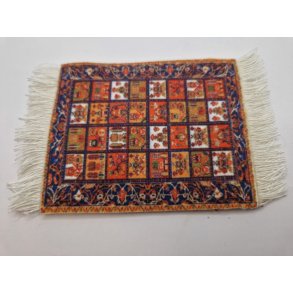 Tppe med dobbelt klbende bagside (brugt/som nyt) 13 x 8 cm