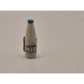 Mlkeflaske i plastik (brugt)