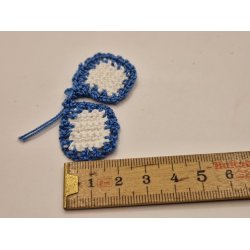 2 grydelapper hvide/ bl (hndlavet)