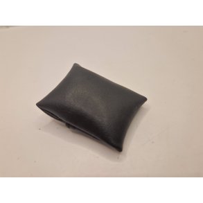 Sort pude i kunstlder (brugt)