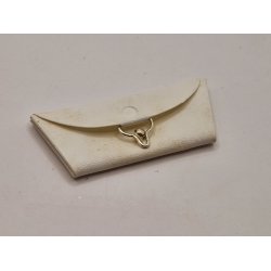 Clutch taske i plastik (brugt/som ny)