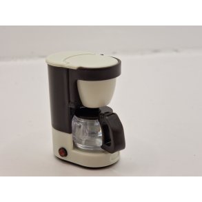 Kaffemaskine i plastik (ny)