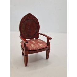 Stol i tr (brugt/lidt defekt)