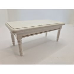 Sofabord i tr (brugt/lidt defekt)