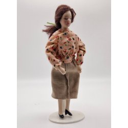 Dukke dame i delvis porceln. Scala 1:12 (brugt) 14,5 cm