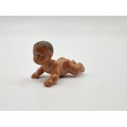 Baby dukke i plastik (brugt) 4 cm