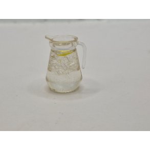 Kande med isterninger og citron skive. I plastik (ny)