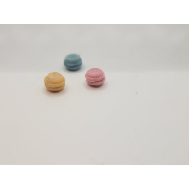 3 sm macarons i plastik (brugte) 