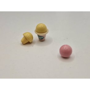 Is bger med 3 kugler i plastik (brugt)