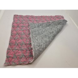 Vatteret stof 26 x 26 cm (nyt)