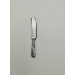 Kniv i metal (brugt)