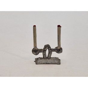 Lysestage med 2 nsten hvide lys i tin. (Vintage fra 1940'erne)