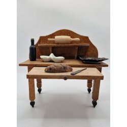 Kkken anretter bord med indhold (vintage fra 1928)