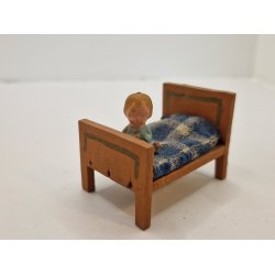 Lille seng med dukke (vintage. Muligvis tysk)