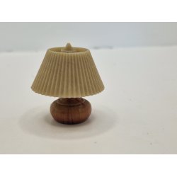 Lampe p tr fod med plisseret lampeskrm i plastik (vintage) uden strm