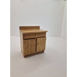 Skab i tr til feks kkken eller badevrelse (brugt/som nyt)