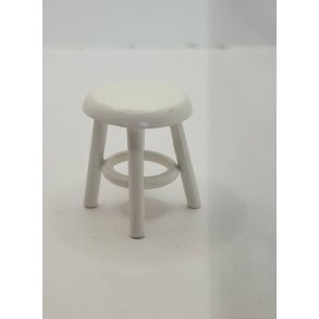 Skammel i hvidmalet tr (brugt/som ny)