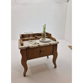 Anretter bord. Schneegas inkl div ting p bordet (antik)