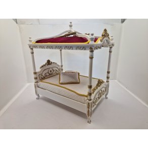 Himmelseng inkl 2 puder. Huamai collection (brugt/meget fin stand)