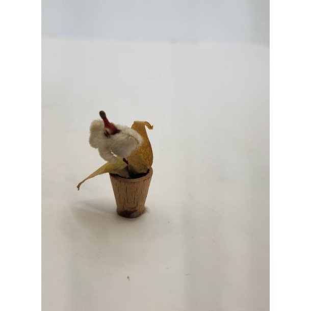Potteplante. Potte i tr og blomster i velour fra r 1900 (antik)