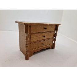 Kommode i tr. Schneegas (antik)